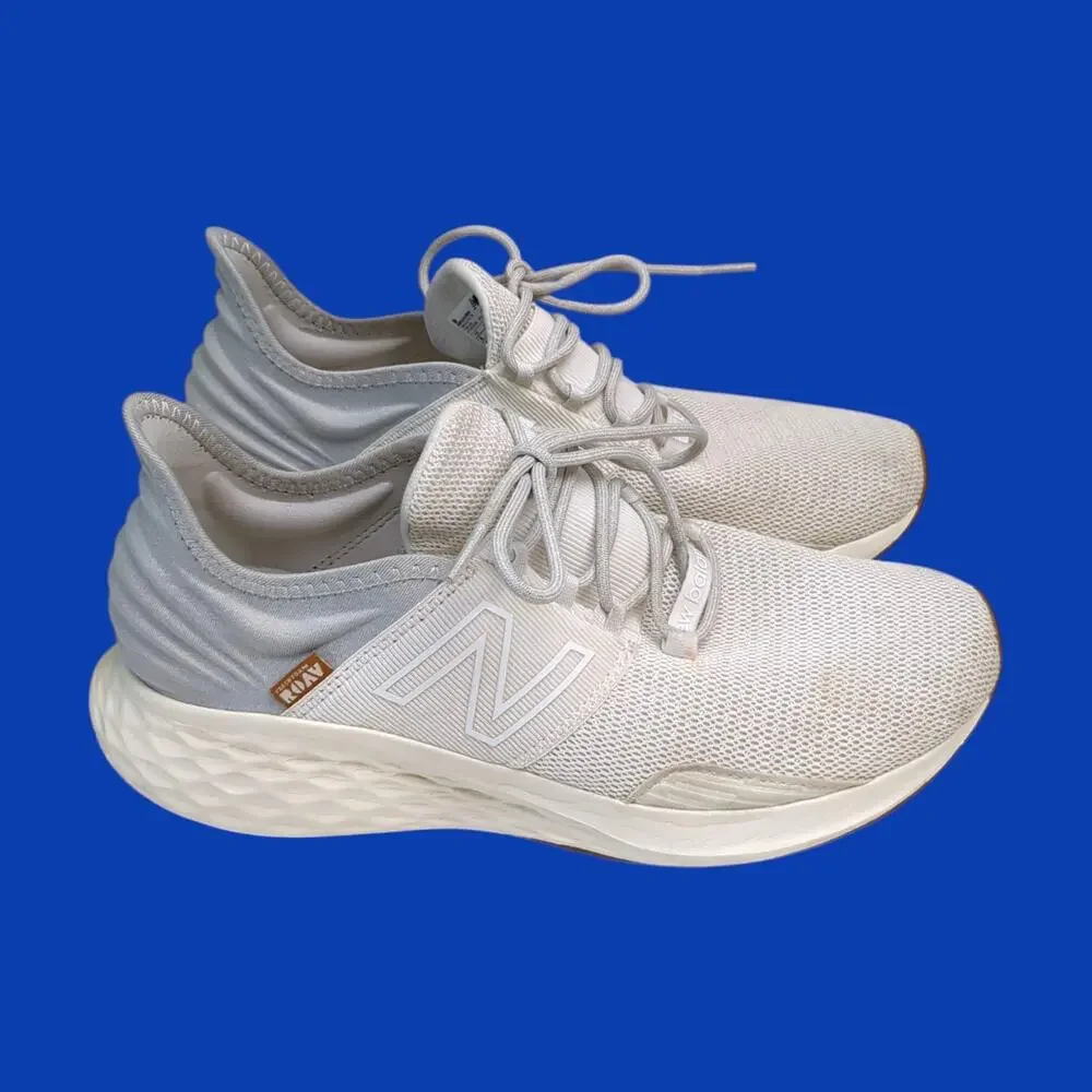New Balance Women's Fresh Foam Roav V1 running Shoes Size 10